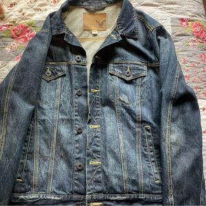 American Eagle Outfitters Blue Lightweight Denim Jacket